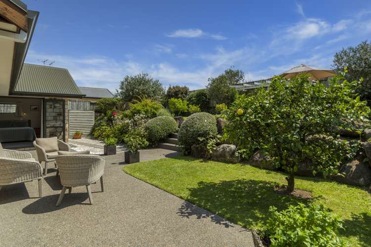 25 Manor Park Drive Pyes Pa_17