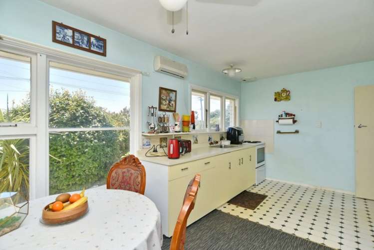 71 Vancouver Crescent Wainoni_12