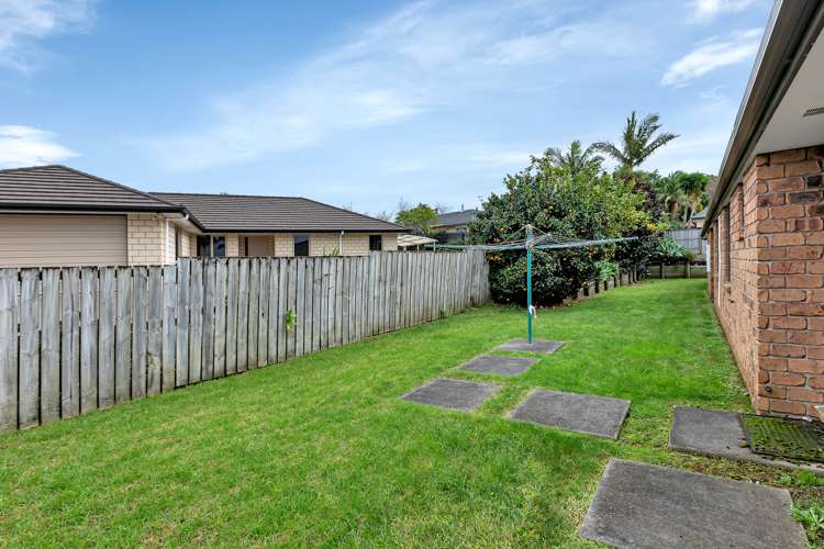 18 Conifer Grove Kamo_16