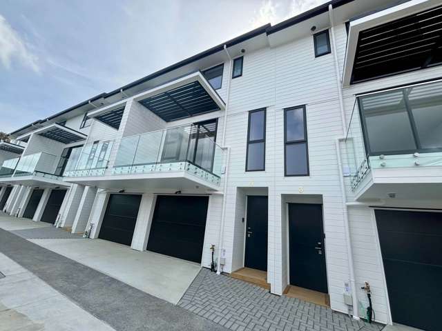 Brand New Townhouse in Ayr Road, Pakuranga