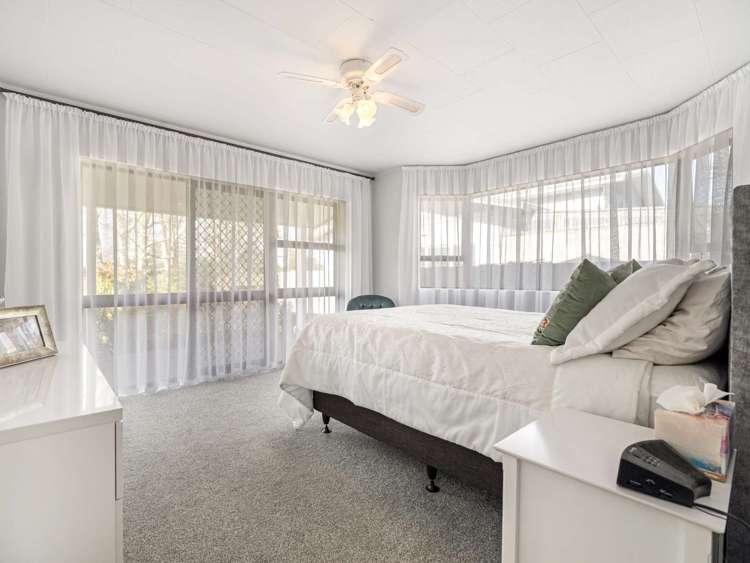 52 Racecourse Road Waiuku_18