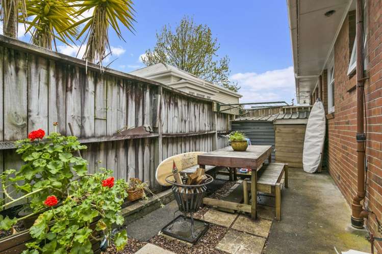 2/104 Titirangi Road New Lynn_10