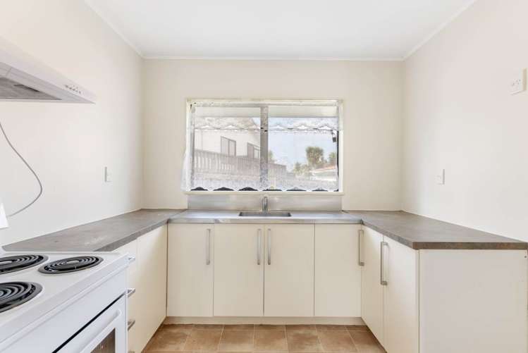 2/42 Wai Iti Place Clendon Park_8