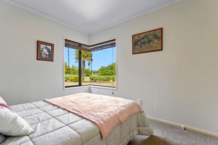 1224 State Highway 16 Waimauku_12