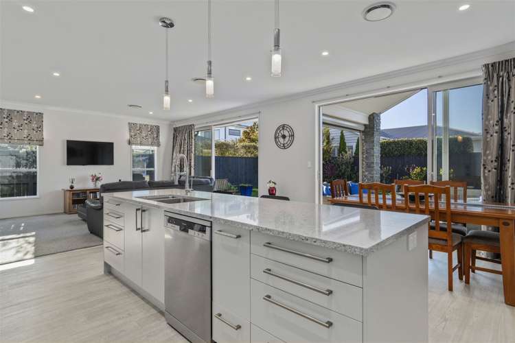 97 Sandhurst Drive Papamoa_6