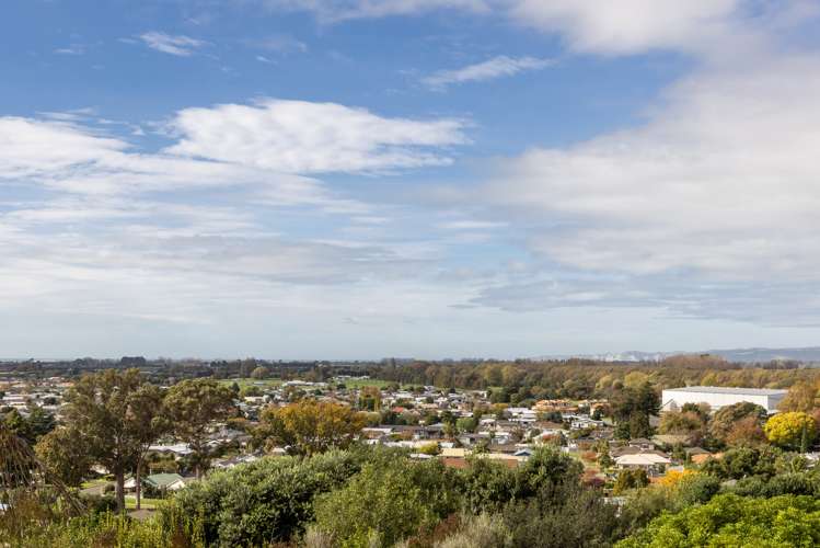 58 Churchill Drive Taradale_14