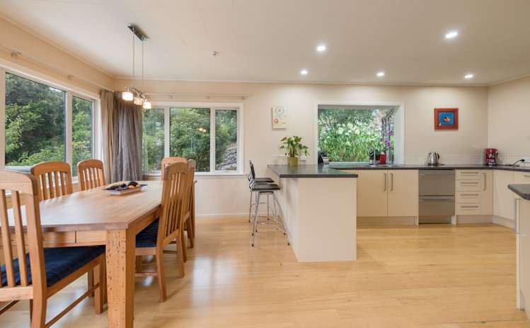 67 The Ridgeway Stoke_9