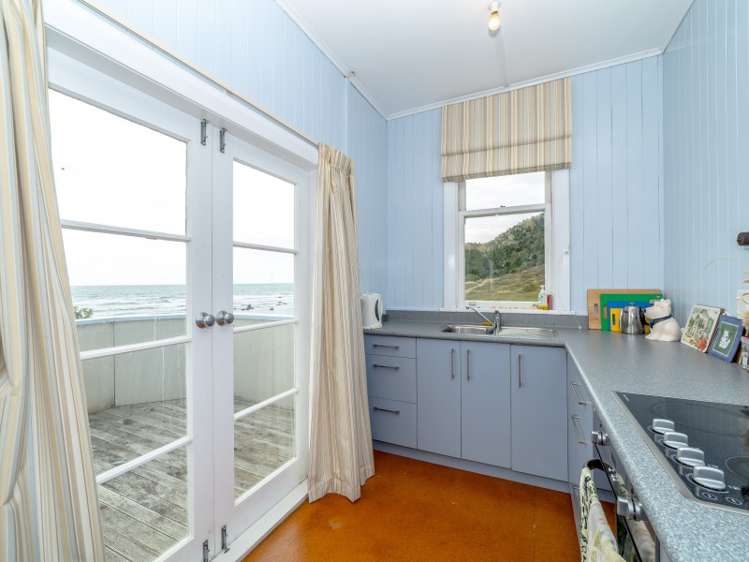 865 Mataikona Road Mataikona_1