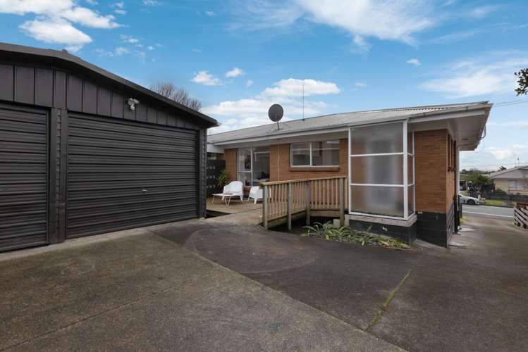 2/33 Butterworth Drive Glendene_14
