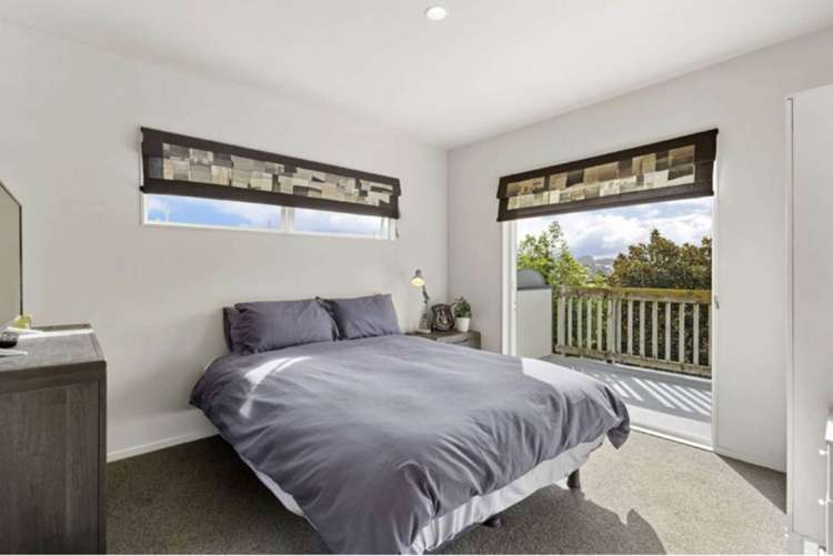 2/51 Fields Parade Oteha_12