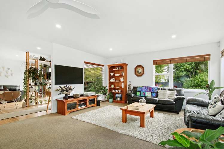 12 Edwin Street Belmont_13