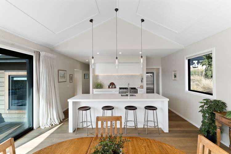 18 Bretby Court Jacks Point_9