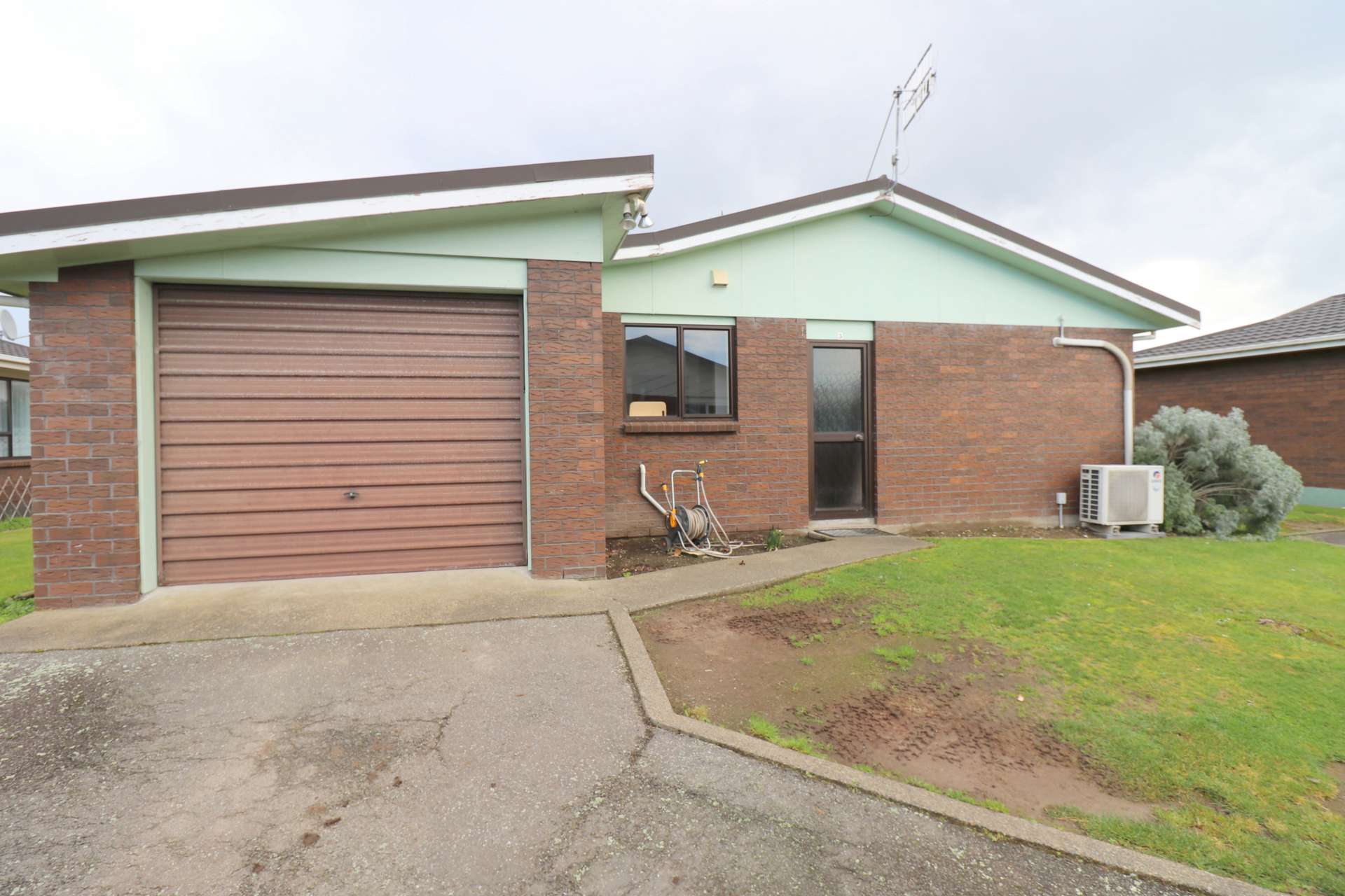 24c Avenal Street Avenal_0