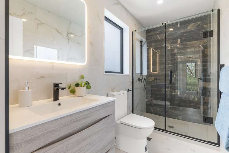 18a Lantana Road Green Bay_13