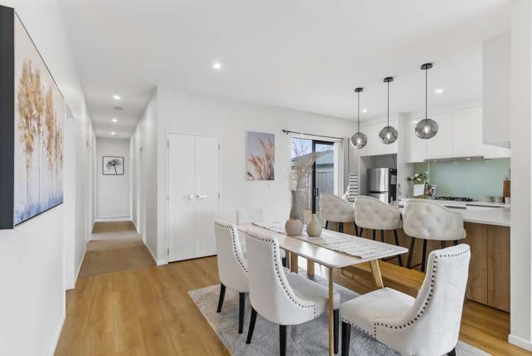 8 Koroheke Road Takanini_3