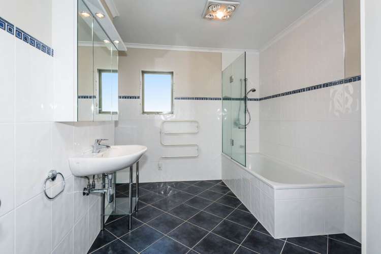 6a Ridge Road Waiake_13