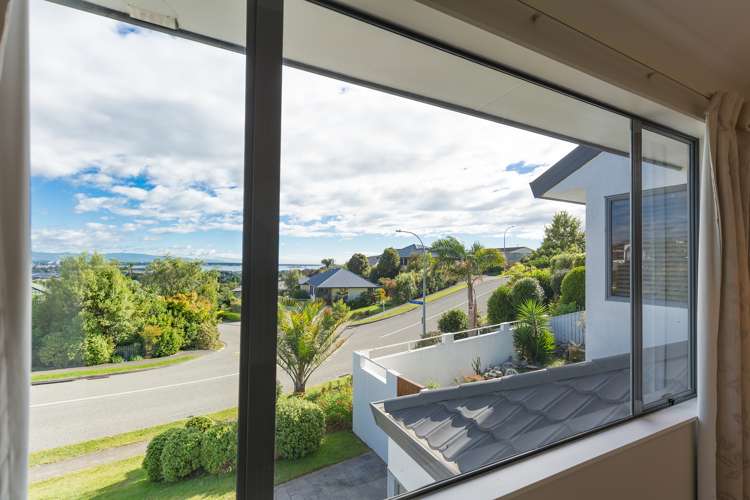 1 Yateley Place Richmond_9