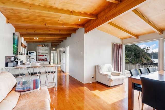 69 Pacific Bay Road 11634_2