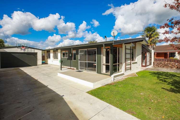 62 Aurora Terrace Hillcrest_1