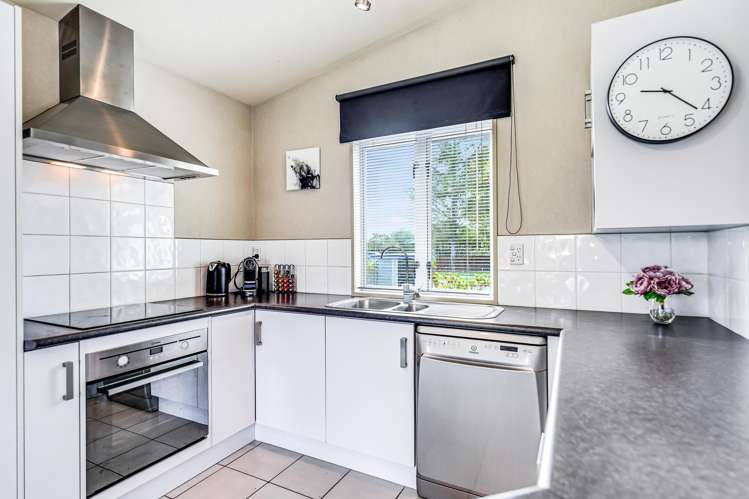 433 Hukanui Road Rototuna_24