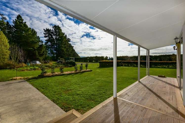 395 Courtenay Road Darfield_3