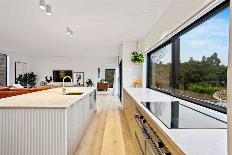 53 Houpuni Road Wainui_5