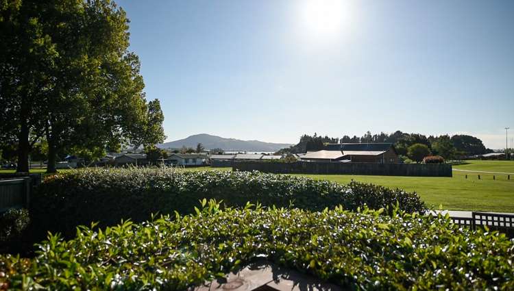 44 Dickens Street Owhata_14