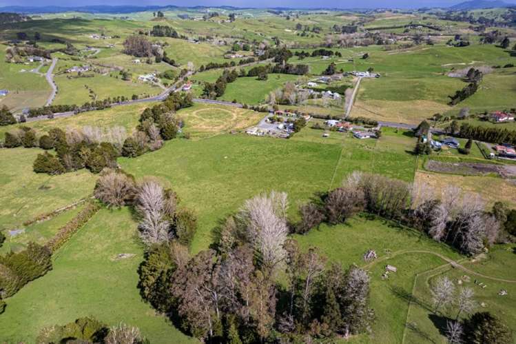 386 Otaika Valley Road Otaika_34