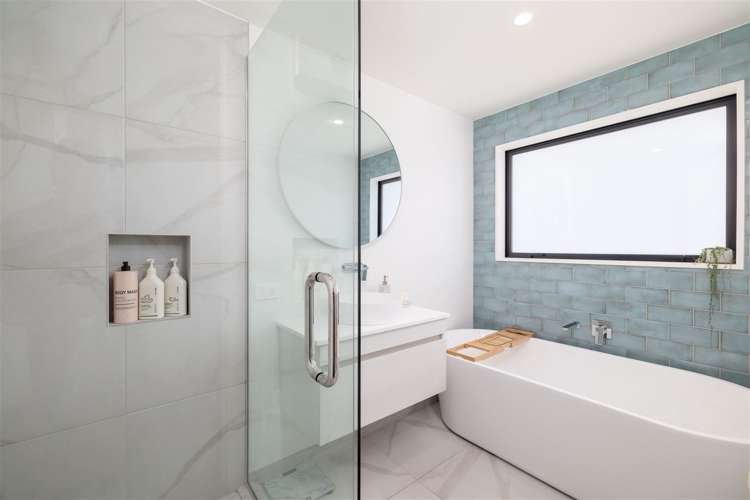 9 Russ Drive Lincoln_16