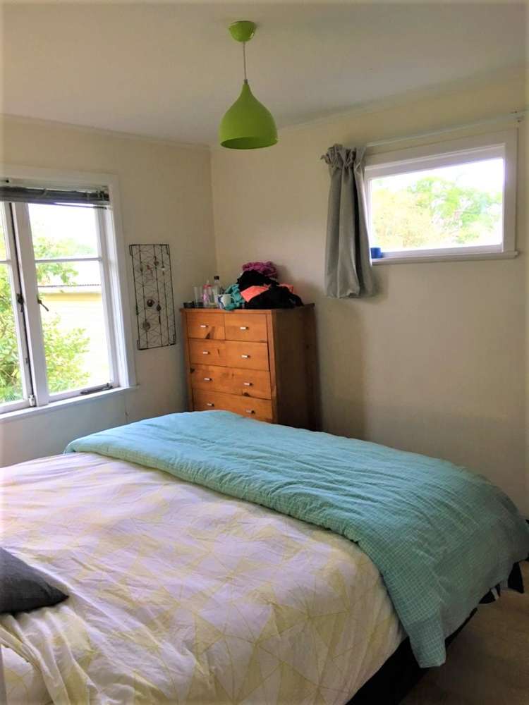 13 Flanshaw Road Te Atatu South_8