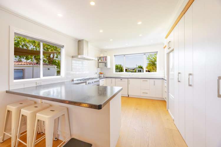 14 Holyrood Terrace Waipukurau_2