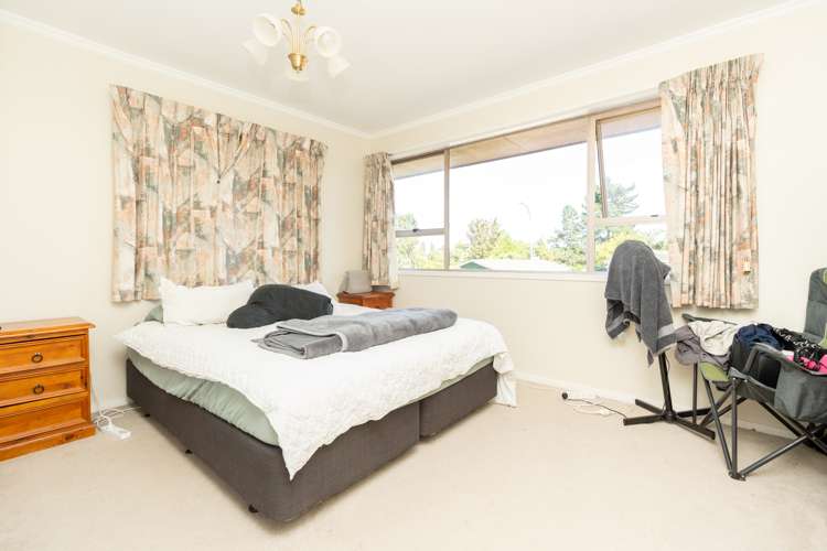 4 Lansdowne Crescent Glenview_7