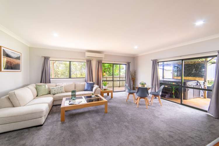 55 Waldorf Crescent Orewa_22
