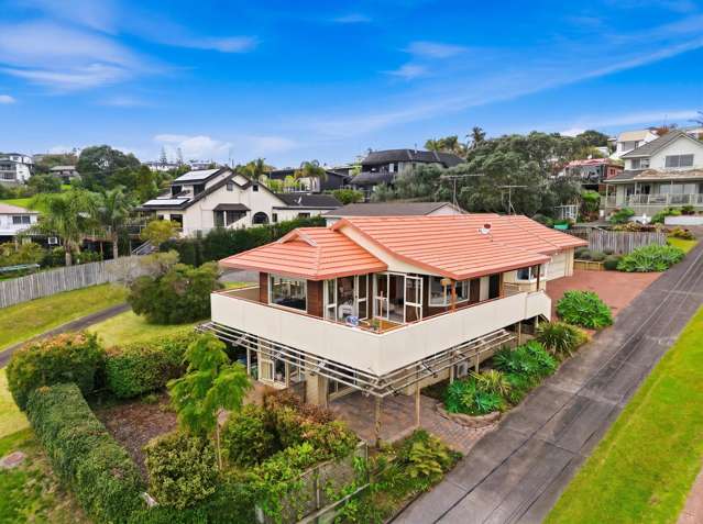 Elevated Manly Paradise: First Time on the Market!