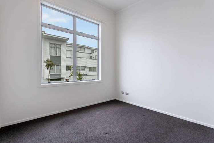 42/3 Wagener Place Mount Albert_12