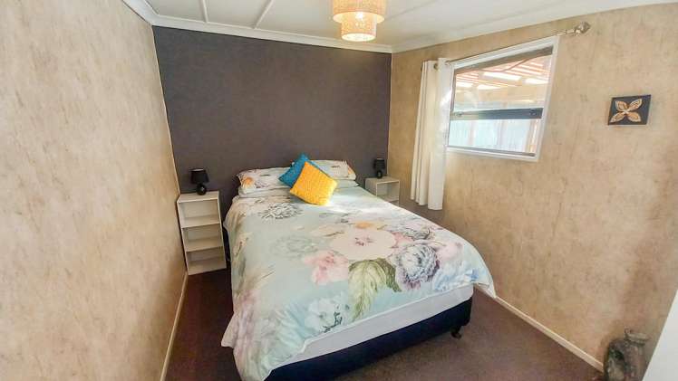 33 Clifden Highway Tuatapere_9