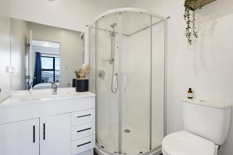 9a Colchester Crescent Newlands_8