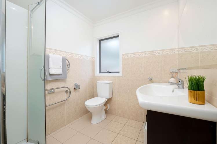 24 Sapperton Drive Henderson_16