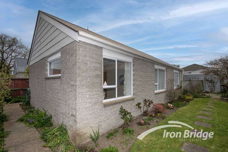 2/44 Hills Road Edgeware_11