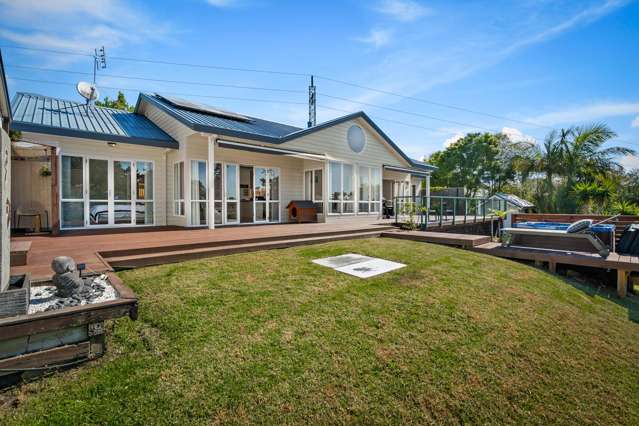 32 Bernard Magnus Lane Greenhithe_2