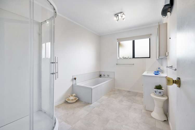 34 Barton Street Marton_17