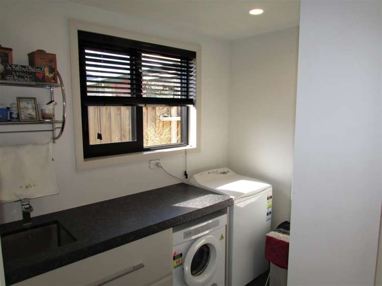 65 Crampton Road Reefton_15