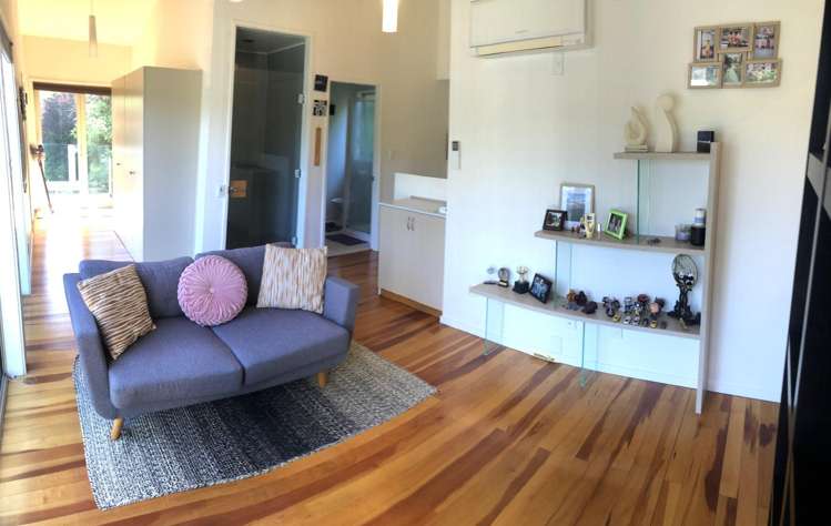 76 Heretaunga Square Silverstream_8