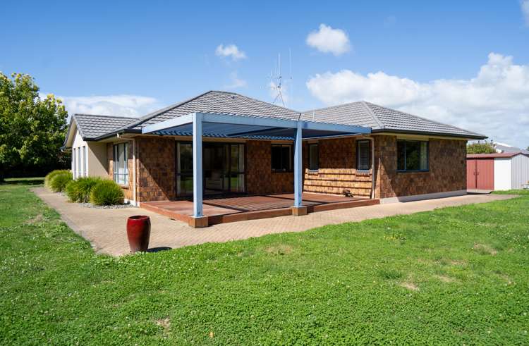 200 The Oaks Drive Leamington_20