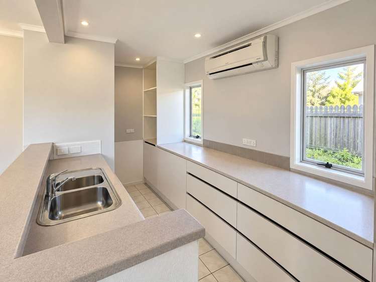 35 Cyclarama Crescent Massey_18