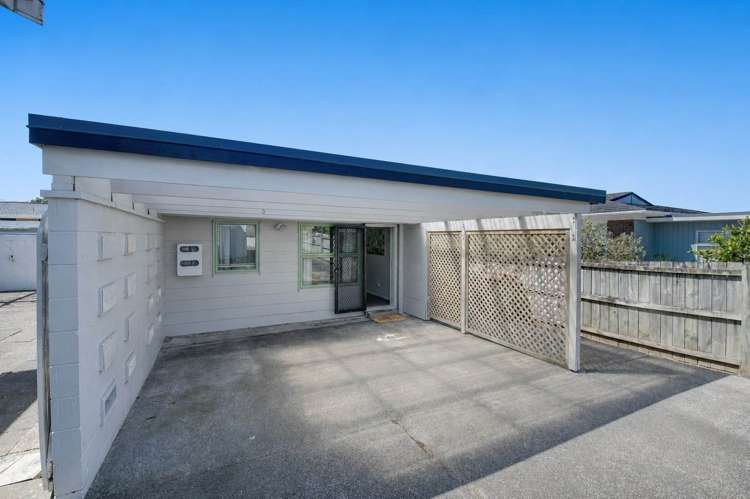 18A Red Beach Road_0