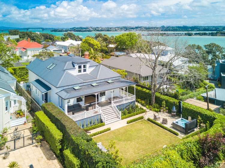 4 First Avenue Stanley Point_11