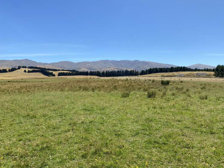 Woolshed Creek Road Saint Bathans_9