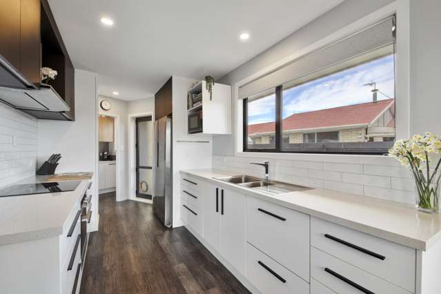 6 Oakley Crescent Hornby_2