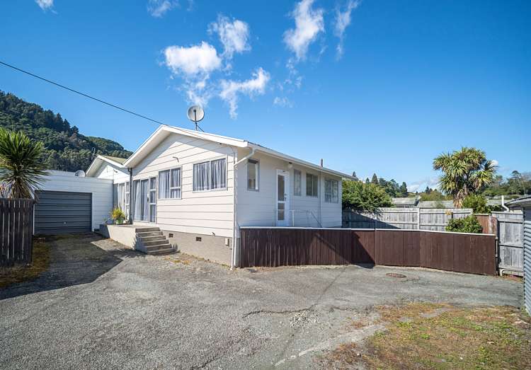 1/223 Kawai Street Nelson South_0